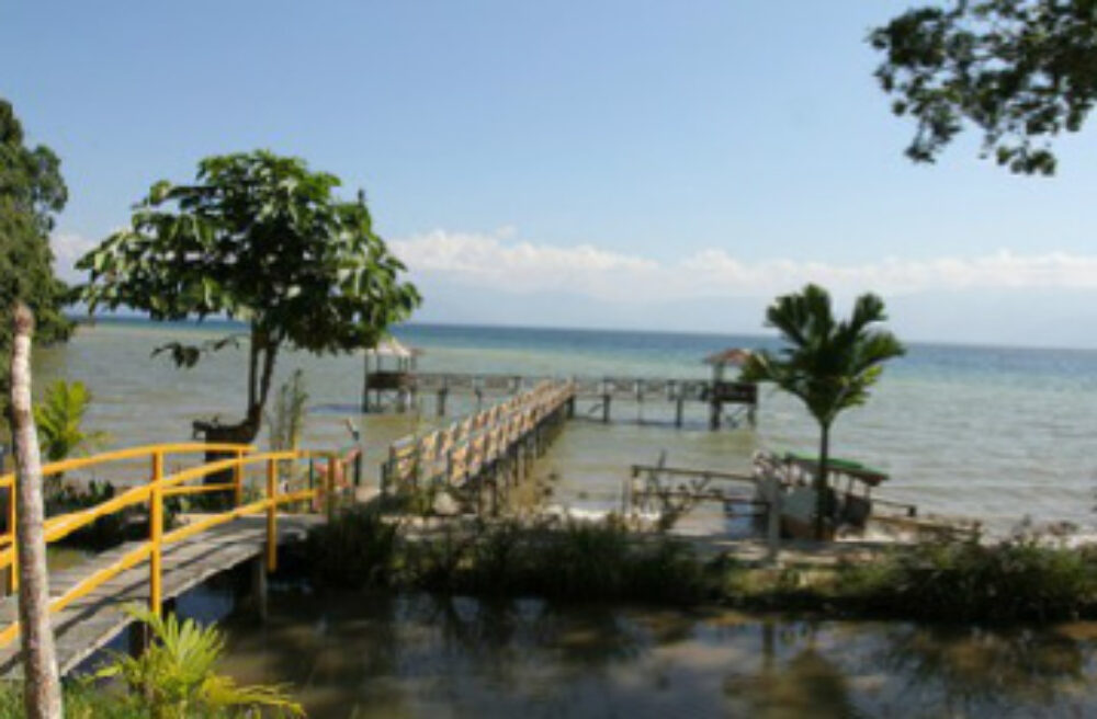 otel Indonesie Sulawesi Rondreis Vakantie Centraal Sulawesi Poso Dolidi Ndano Resort
