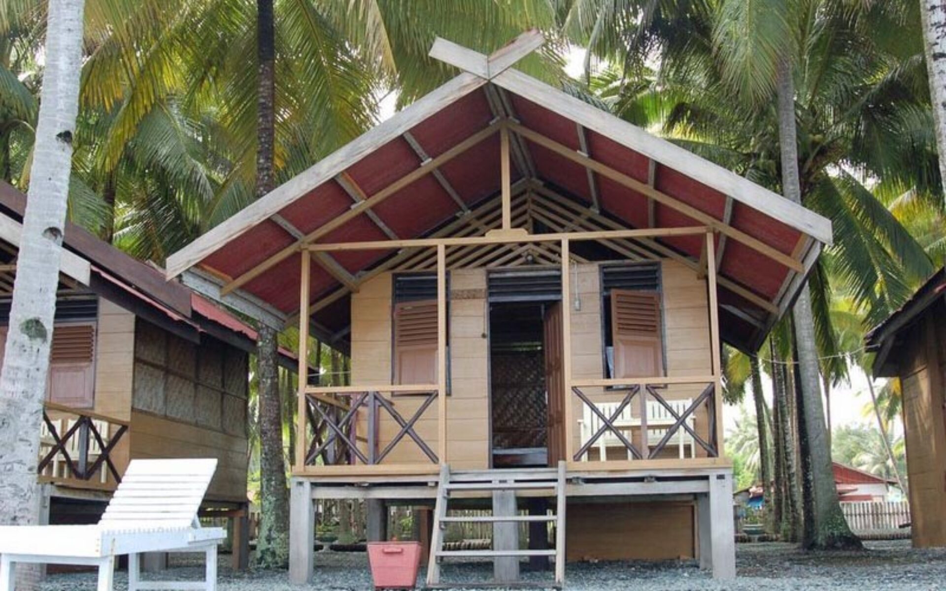 Hotel Indonesie Sulawesi Rondreis Vakantie Togian Ampana Marina Cottages