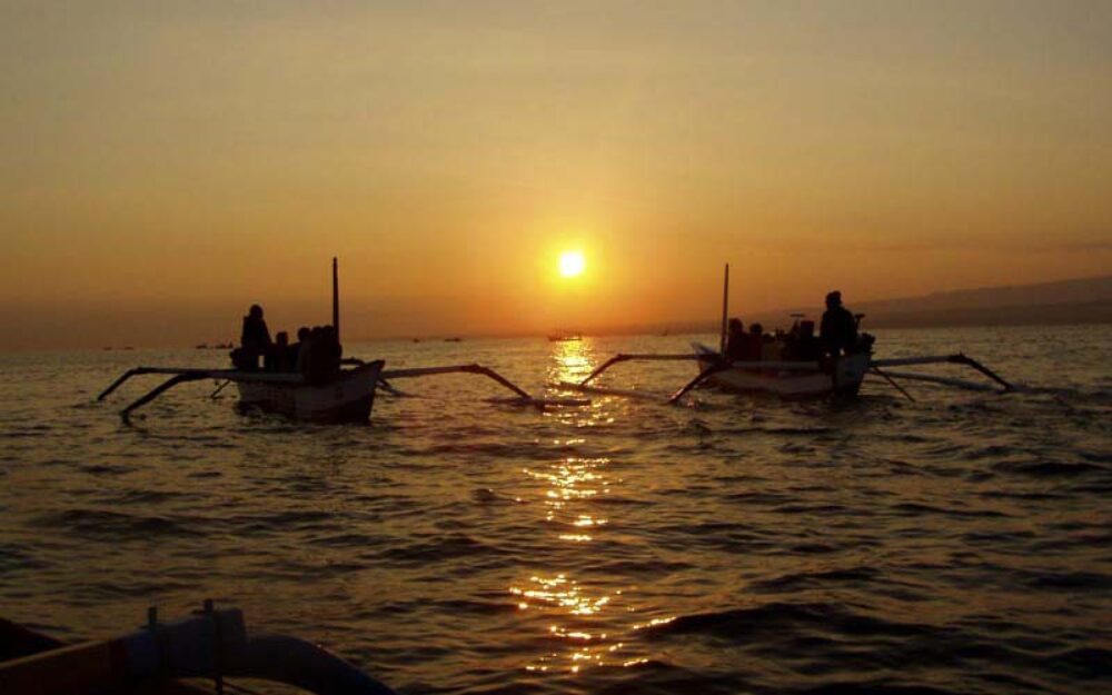 Galerij Indonesie Bali Lovina dolfijn boottocht outrigger sunrise zonsopkomst