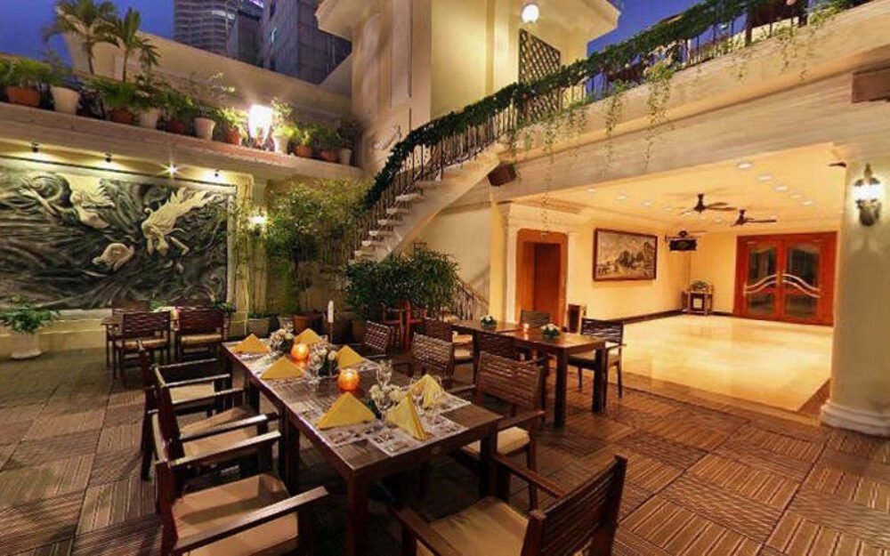 Hotel Majestic Saigon Ho Chi Minh City Rondreis Vietnam Vakantie Luxe Original Asia gebouw