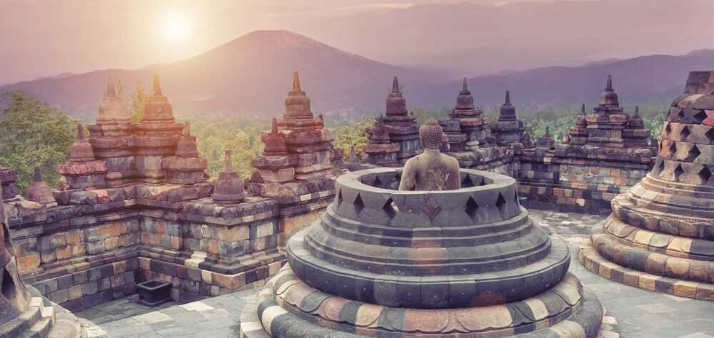 Home 1900x900 Istock indonesie Java Yogyakarta borobudur sunset zonsondergang