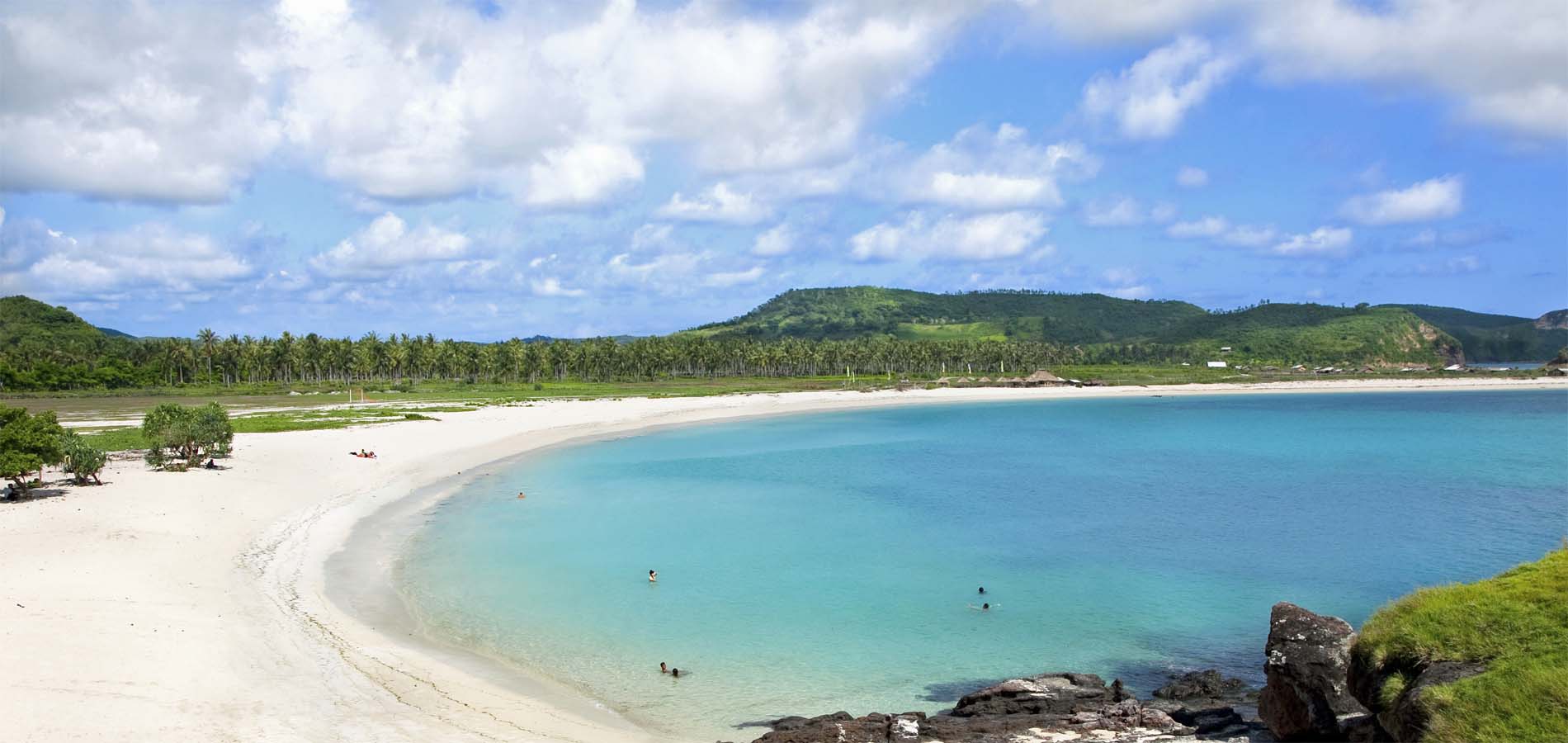 Home 1900x900 Indonesie Istock Lombok Kuta strand mooi beach zuid