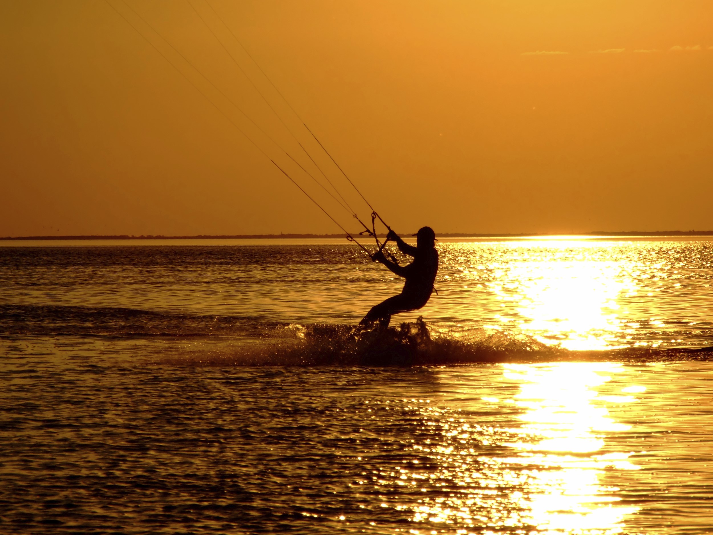 Home Istock Sri Lanka Kalpitiya algemeen sunset kitesurfing zonsondergang zee oost