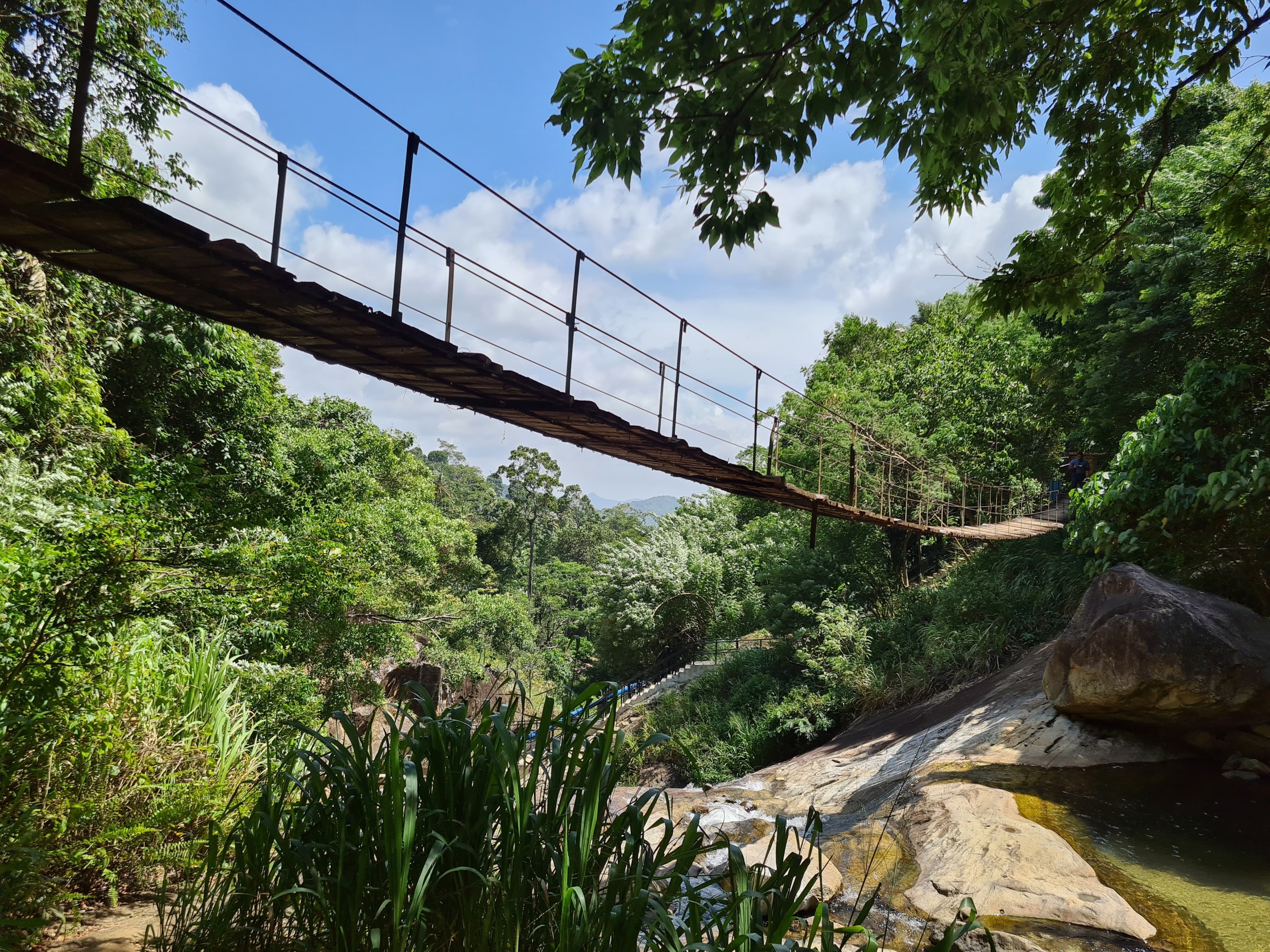 Home Istock Sri Lanka Kandy Knuckles Range hangbrug