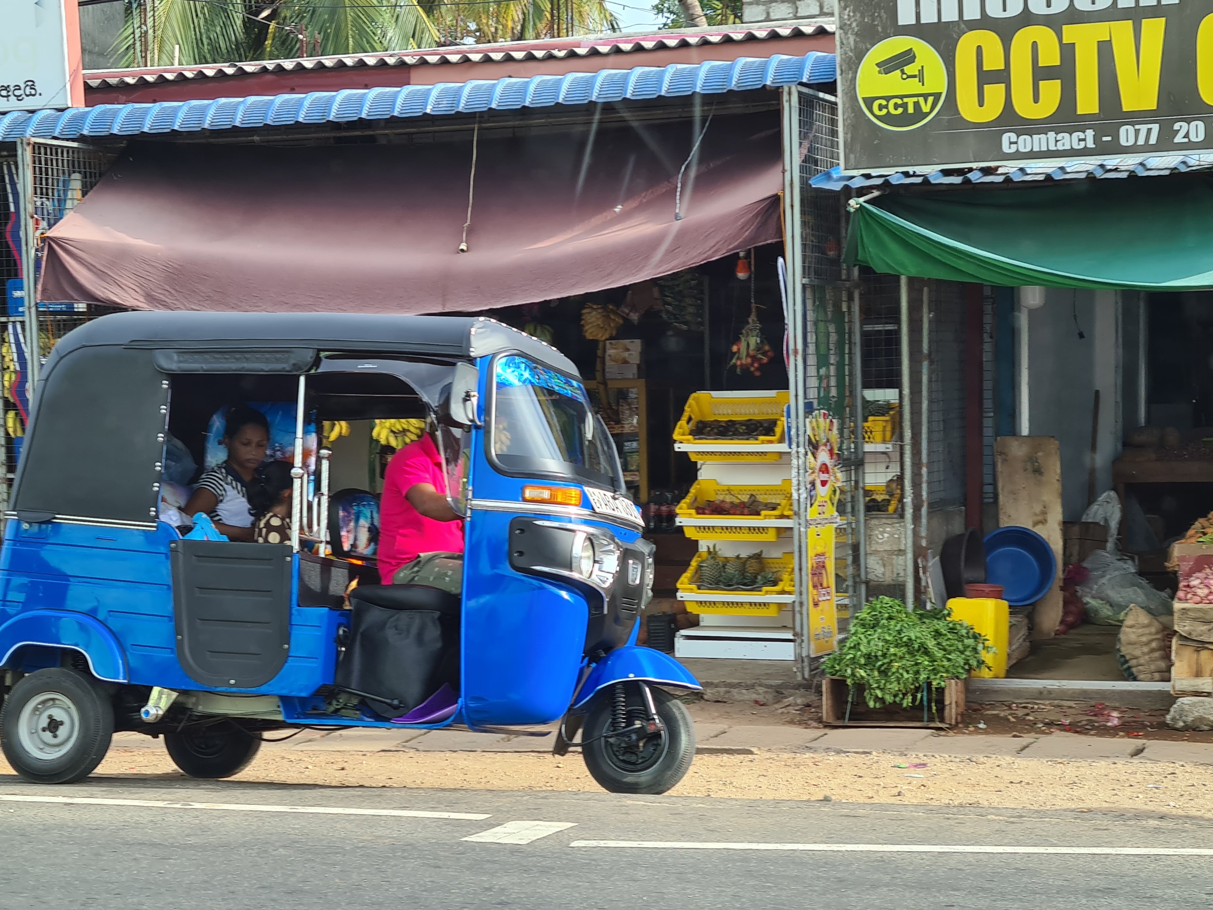 Home Original Asia Sri Lanka Rondreis Vakantie trincomalee onderweg algemeen tuktuk