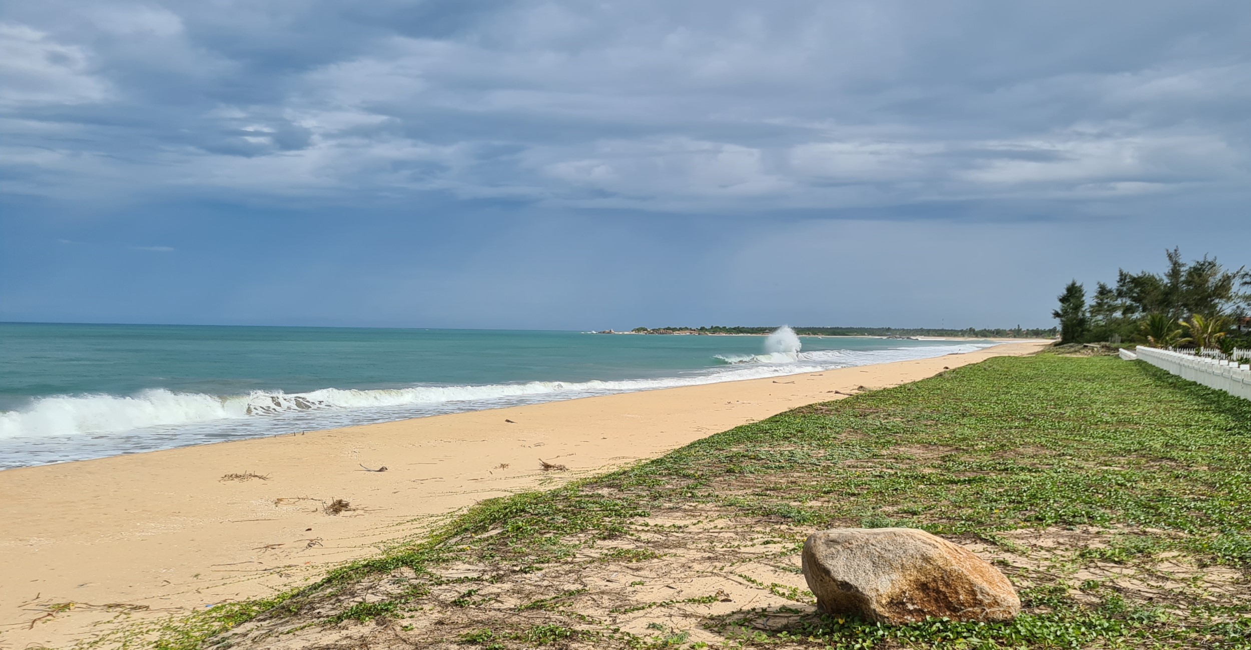 Home Sri Lanka Original Asia Rondreis Vakantie arugambay strand beach mooi zelf uitzicht