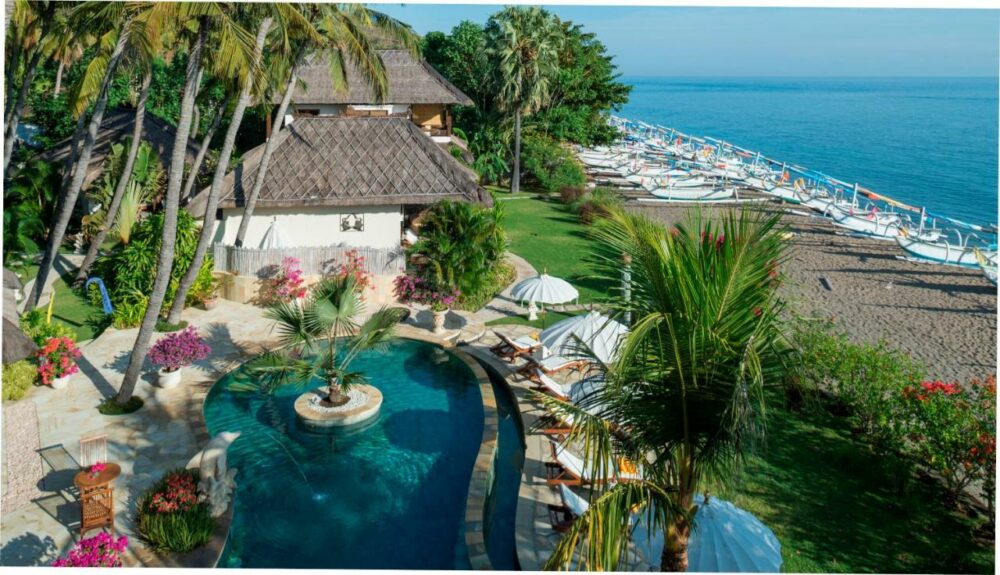 Palm Garden Amed Beach Resort Original Asia Indonesia Rondreis Bali Vakantie staf