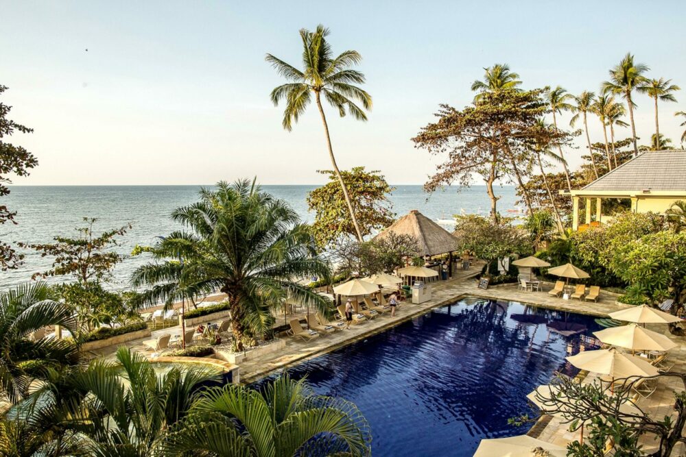 Hotel Bali Lovina Puri Bagus Lovina Resort paralax