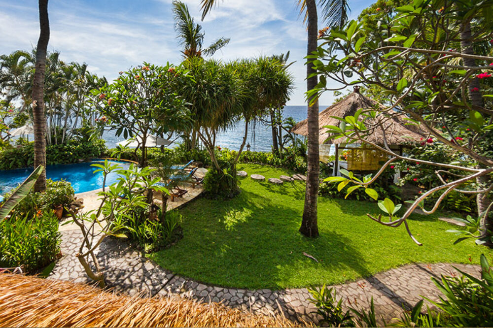 Santai Bali Hotel Original Asia Amed Vakantie Bali Rondreis zwembadavond