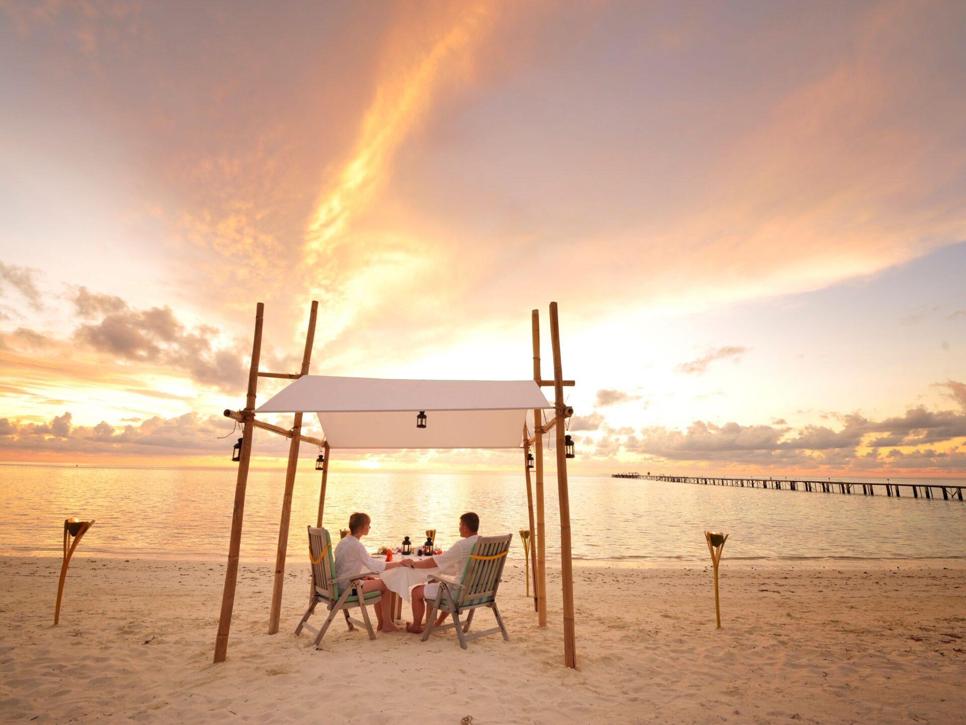 Fun Island Resort Malediven original asia rondreis sri lanka malediven vakantie diner2