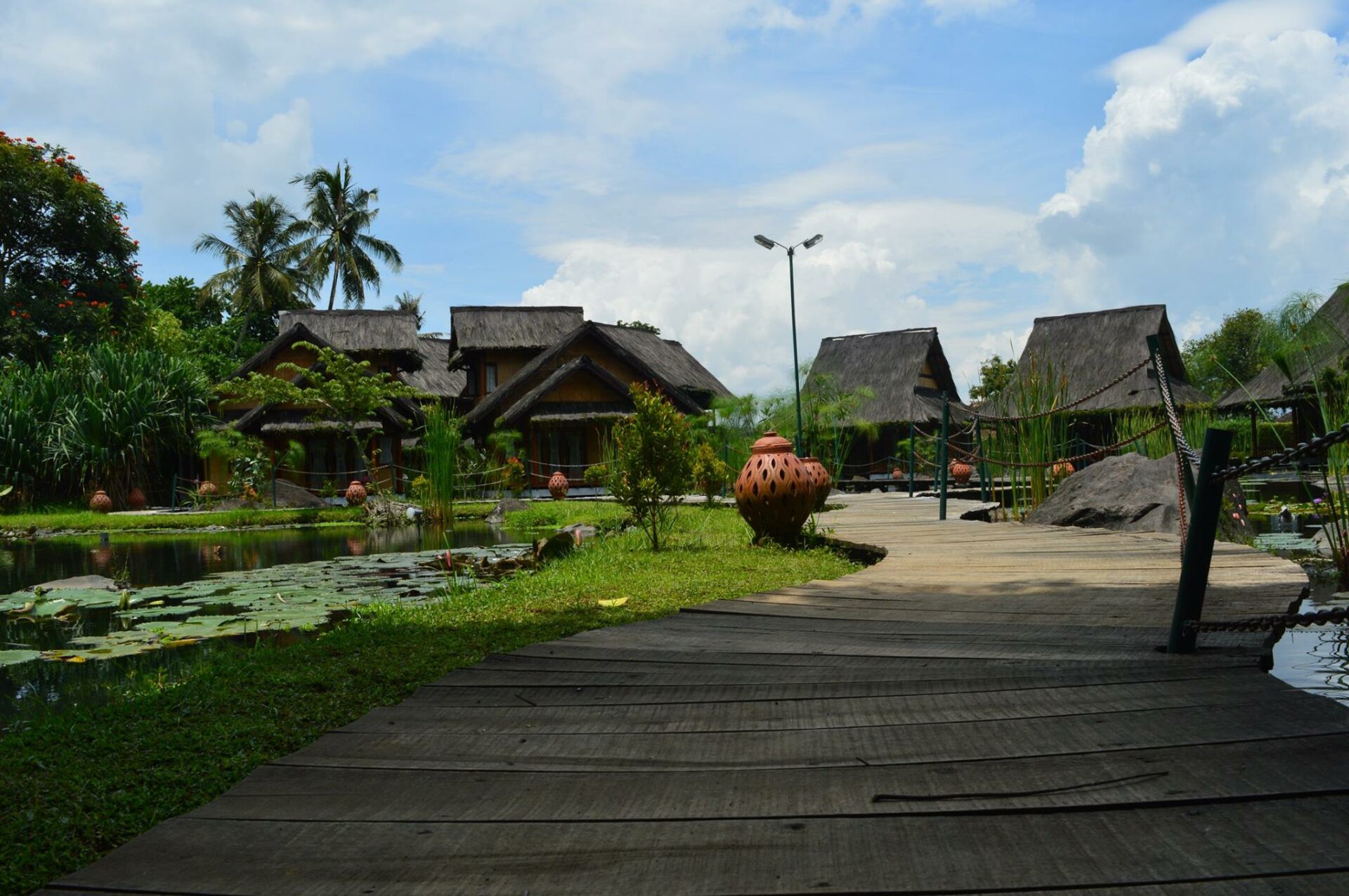 Kampung Sumber Alam Garut Rondreis Indonesia Vakantie Original Asia
