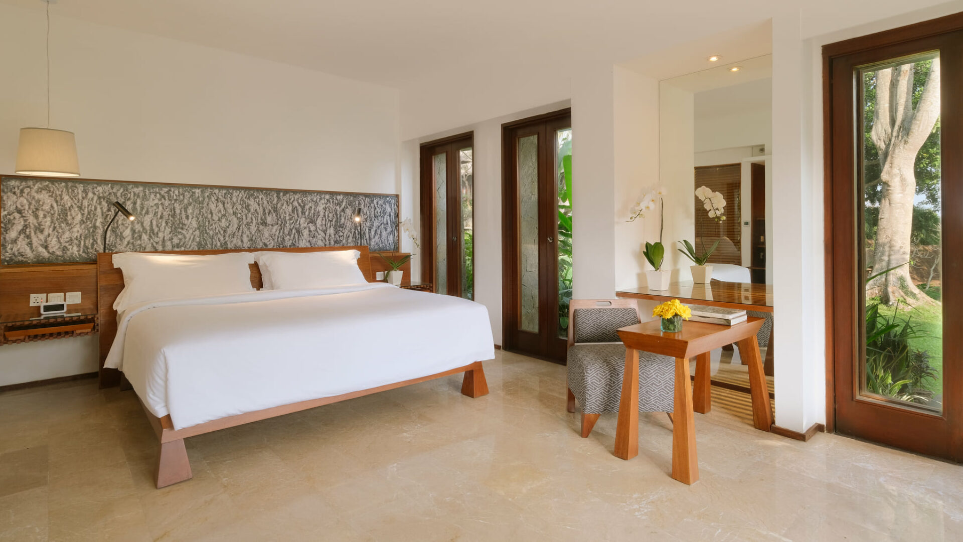 Maya Ubud Resort Hotel Original Asia Rondreis Bali Vakantie Indonesie villapool