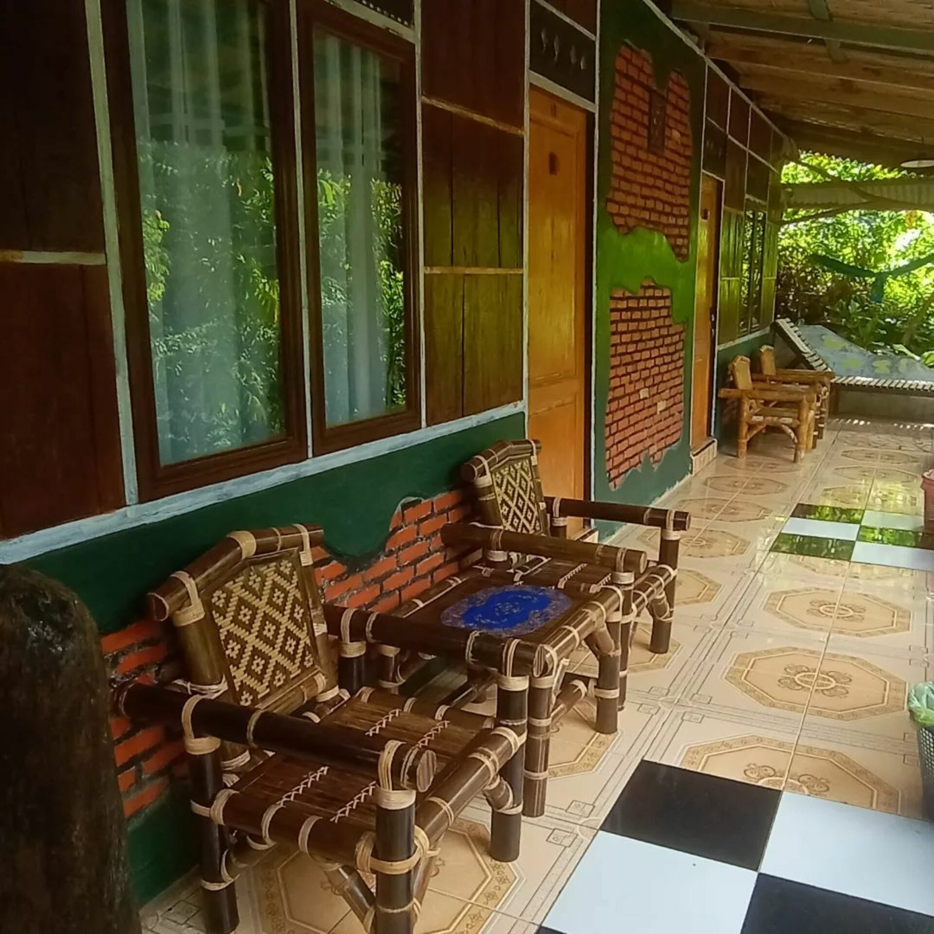 Mega Inn Guesthouse Tangkahan Rondreis Indonesia Vakantie Original Asia