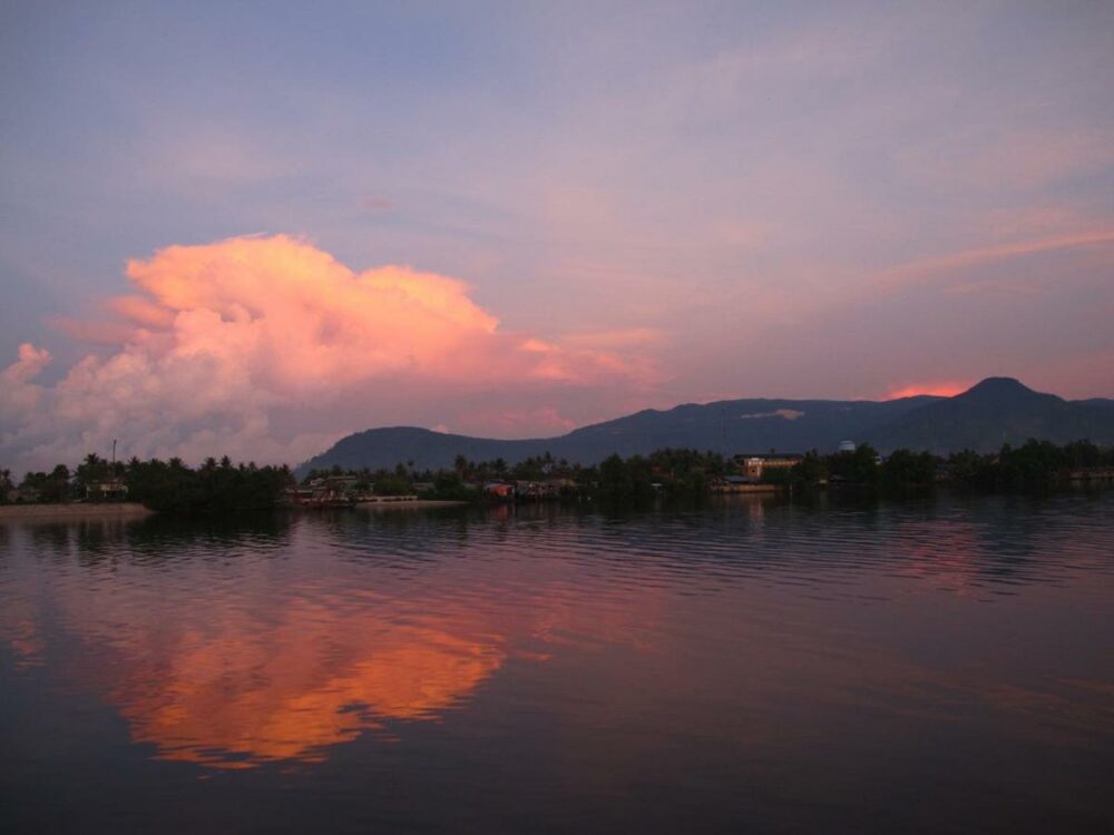 Rikitikitavi Hotel Kampot Rondreis Cambodia Vakantie Original Asia