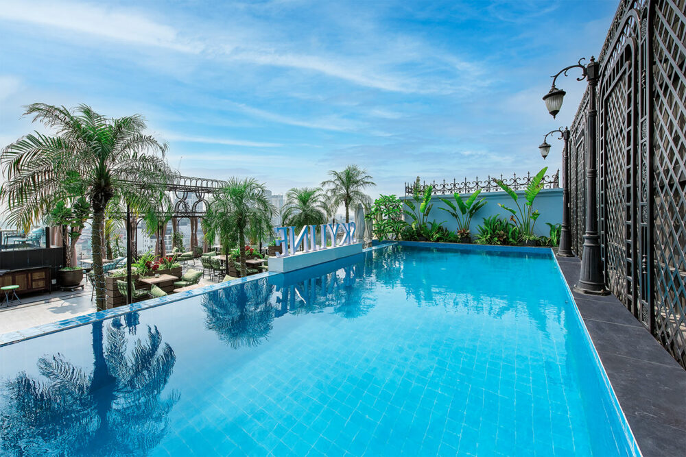 Tirant Hotel Vietnam original asia rondreis vietnam vakantie vooraanzicht pool