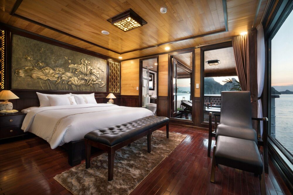 V Spirit Cruise Halong Bay Rondreis Vietnam Vakantie Original Asia