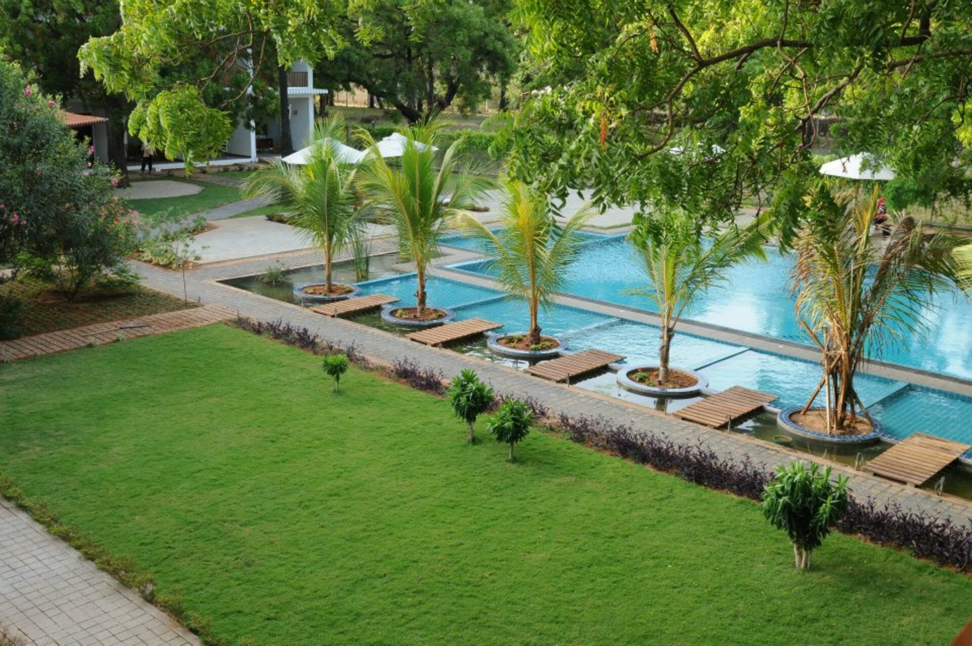 Anantamaa Hotel Sri Lanka trincomalee original asia rondreis sri lanka malediven zwembad1
