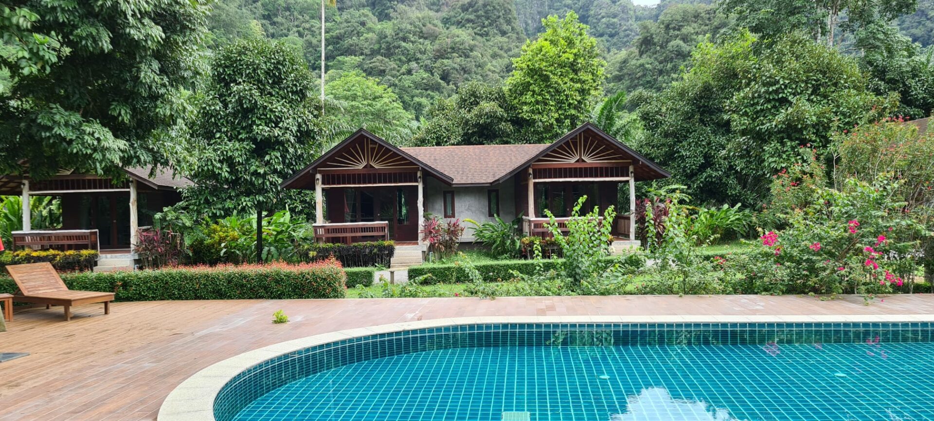 Cliff and River Jungle Resort Khao Sok Hotel Rondreis Thailand Vakantie Original Asia