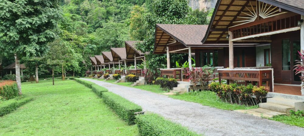 Cliff and River Jungle Resort Khao Sok Hotel Rondreis Thailand Vakantie Original Asia