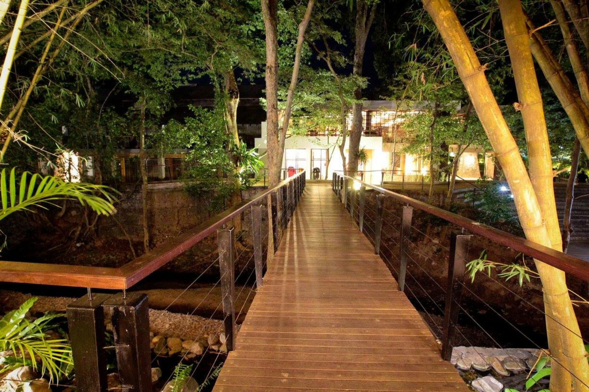 Grand Udawalawe Safari Resort Udawalawe Sri Lanka original asia rondreis sri lanka malediven brug