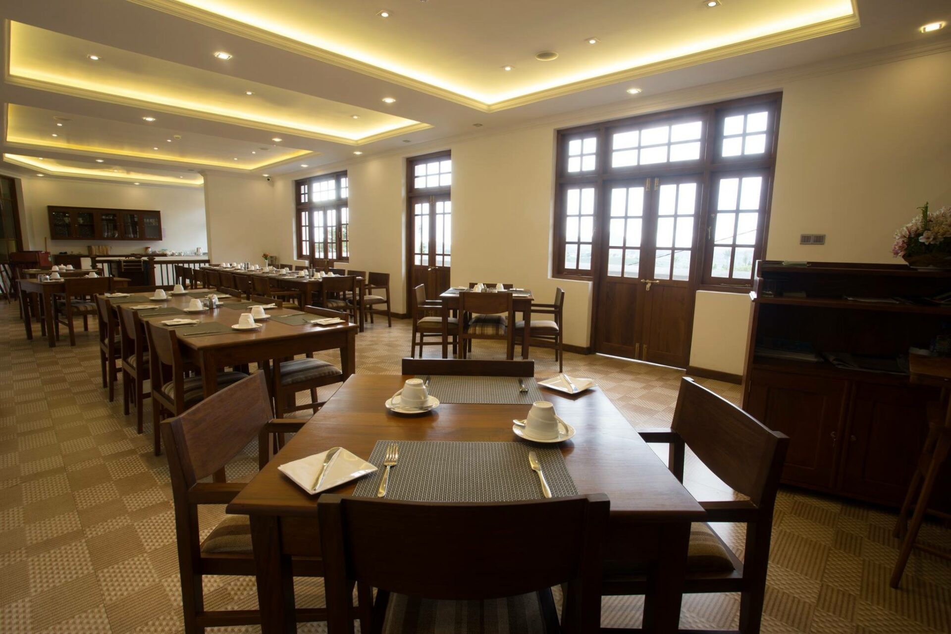 Heaven Seven Hotel Sri Lanka Nuwara Eliya original asia rondreis sri lanka malediven restaurant
