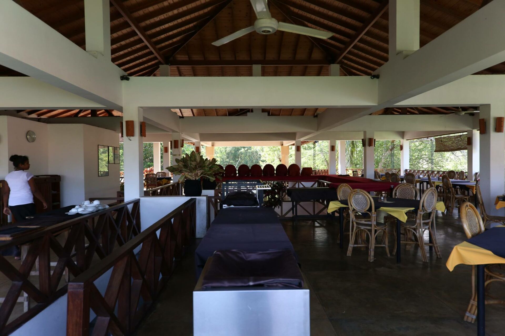 Hibiscus Garden Resort Sri Lanka Tissamaharama original asia rondreis sri lanka malediven restaurant1