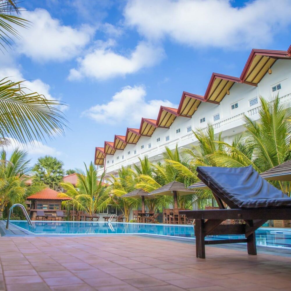 JKAB Beach Resort Sri Lanka trincomalee original asia rondreis sri lanka malediven pool