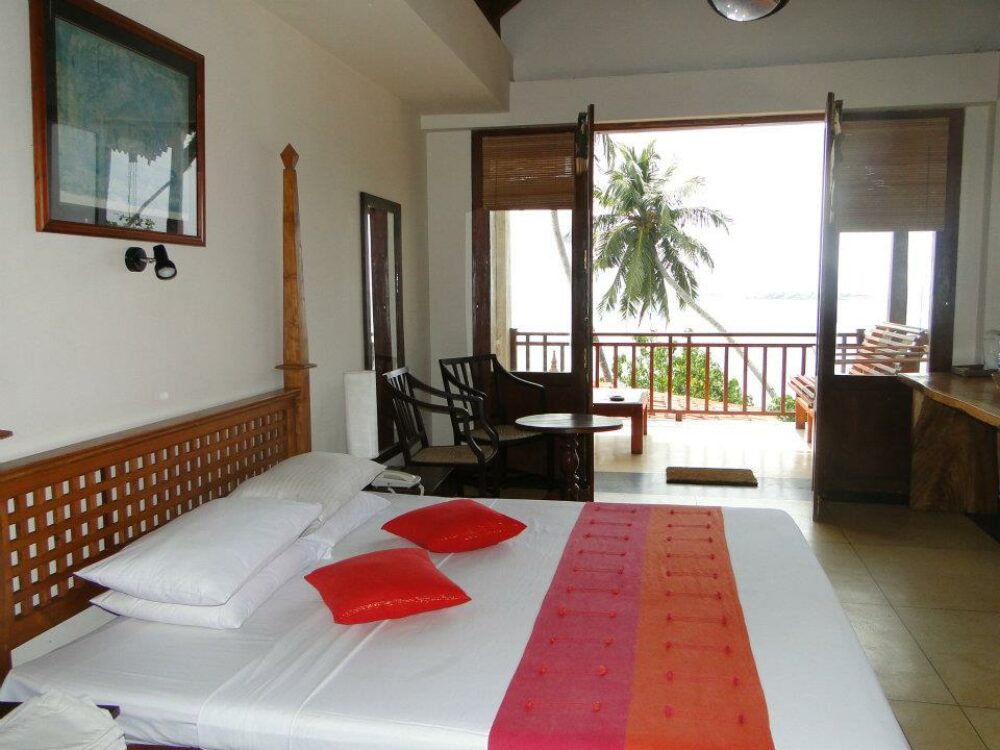 Thaproban Beach House Sri Lanka Unawatuna original asia rondreis sri lanka malediven bed1