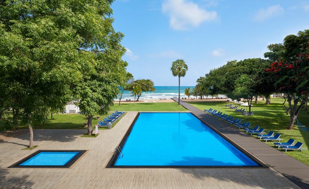 Trinco Blu Resort Sri Lanka trincomalee original asia rondreis sri lanka malediven pool