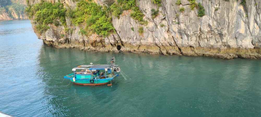 Dragon Legend Cruise Boot Halong Bay Bai Tu Long Bay Luxe Rondreis Vietnam Vakantie Original Asia