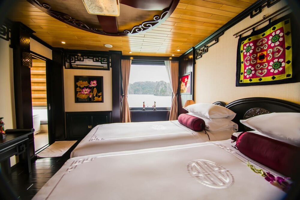 Dragon Legend Cruise Boot Halong Bay Bai Tu Long Bay Luxe Rondreis Vietnam Vakantie Original Asia