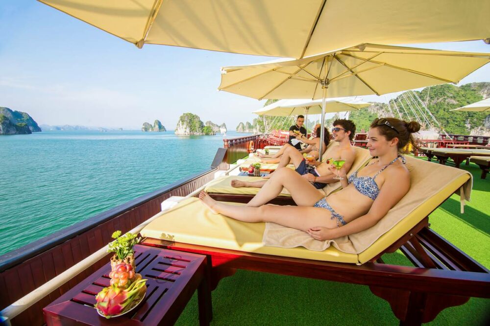 Dragon Legend Cruise Boot Halong Bay Bai Tu Long Bay Luxe Rondreis Vietnam Vakantie Original Asia