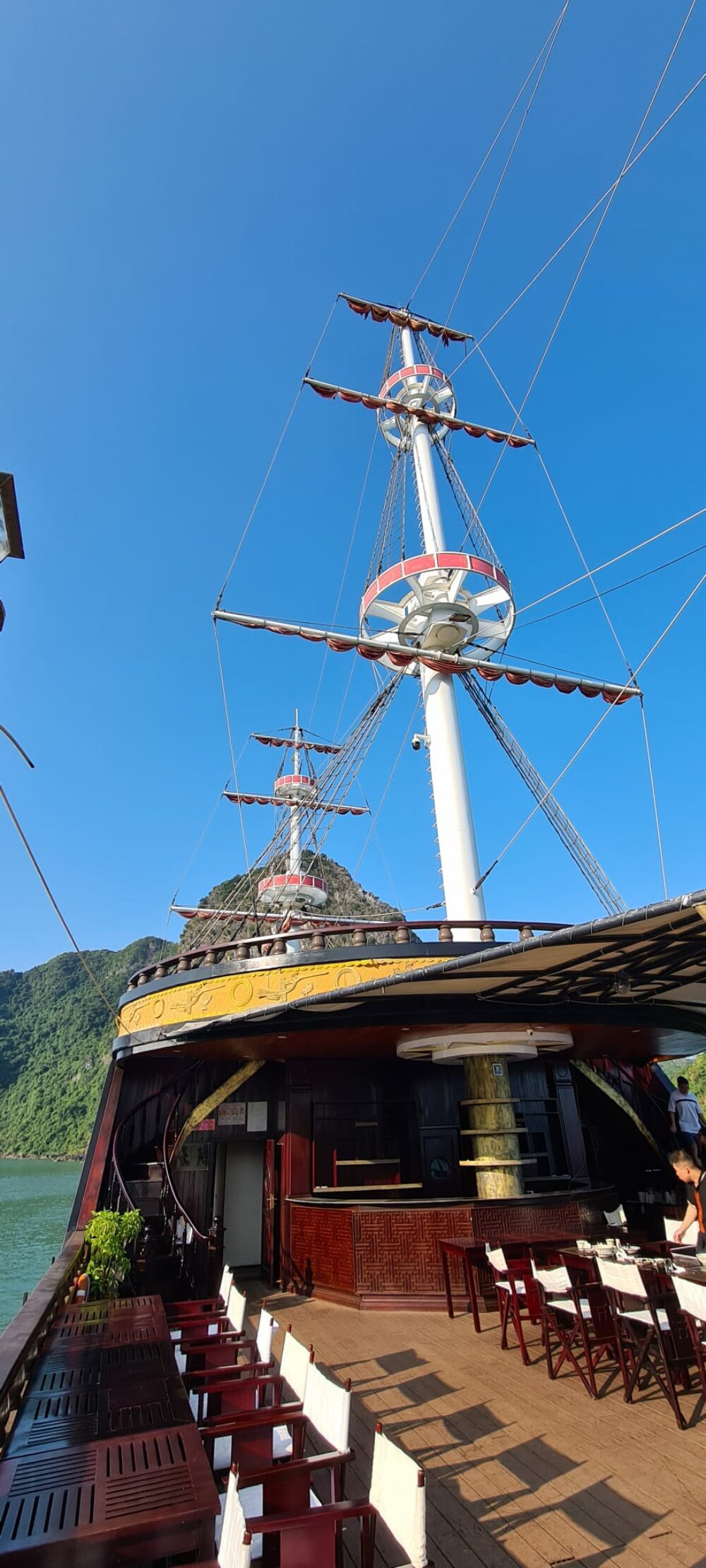 Dragon Legend Cruise Boot Halong Bay Bai Tu Long Bay Luxe Rondreis Vietnam Vakantie Original AsiaDragon Legend Cruise Boot Halong Bay Bai Tu Long Bay Luxe Rondreis Vietnam Vakantie Original Asia