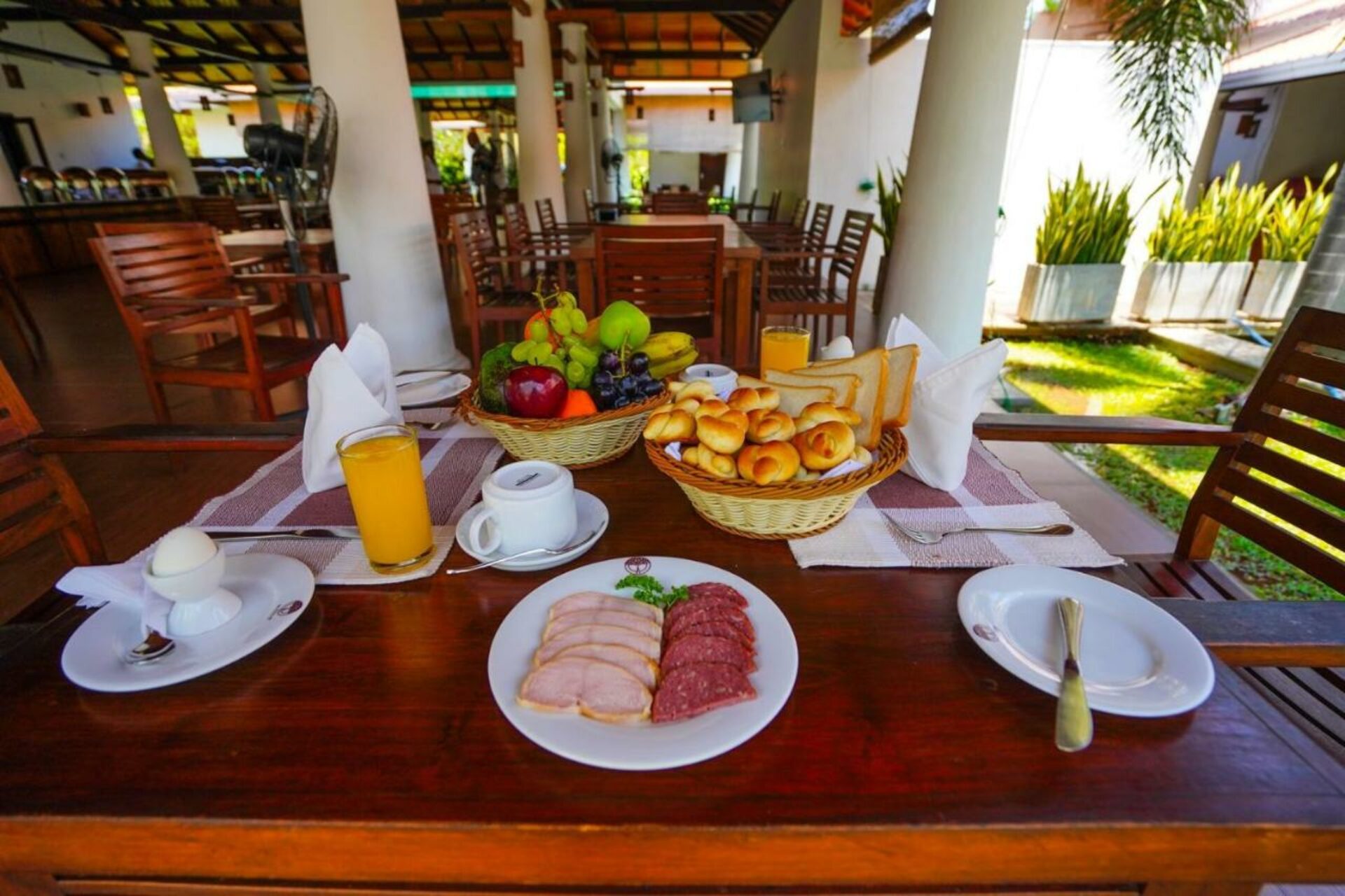 Hotel Tamarind Tree Tissamaharama Rondreis Sri Lanka Vakantie Original Asia