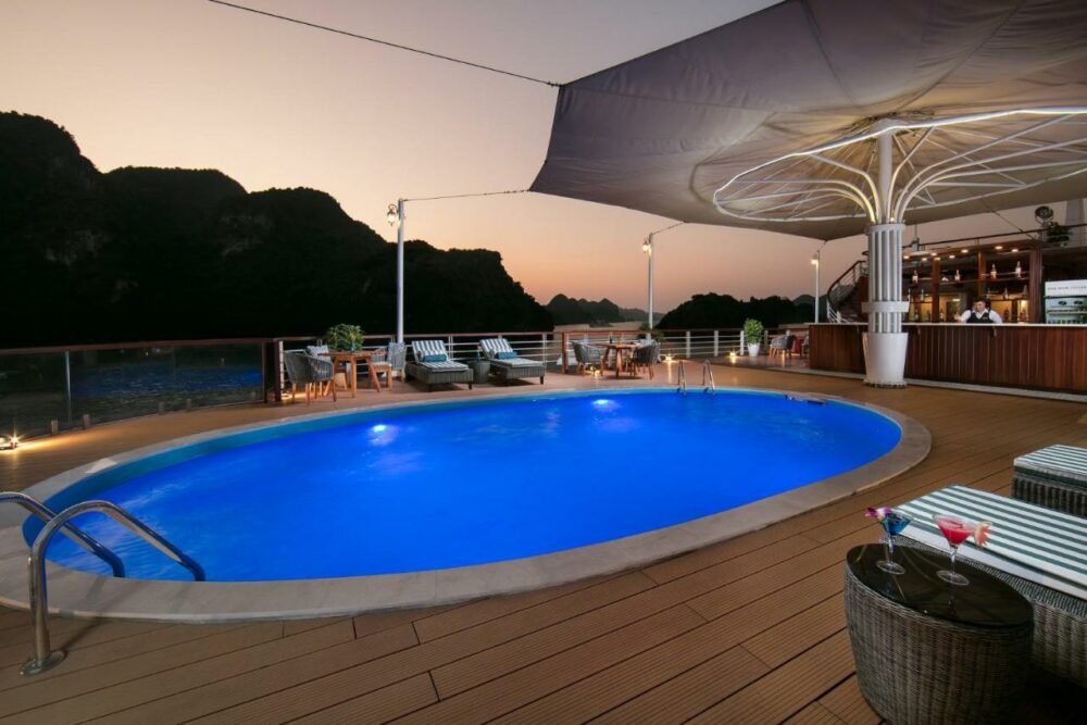 Heritage Cruise Halong Bay Rondreis Vietnam Vakantie Original Asia