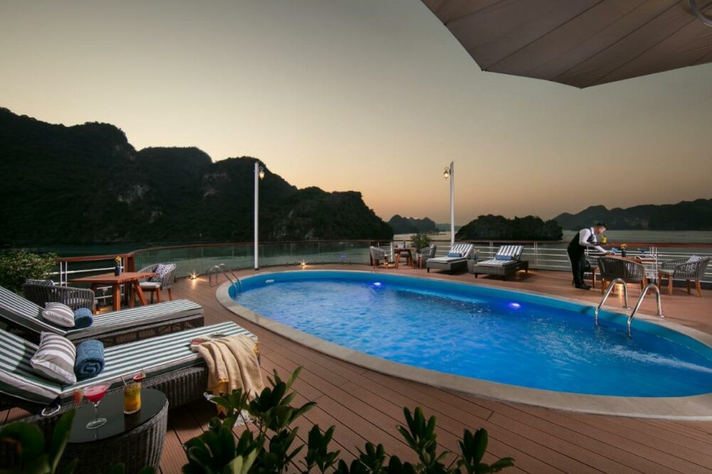 Heritage Cruise Halong Bay Rondreis Vietnam Vakantie Original Asia