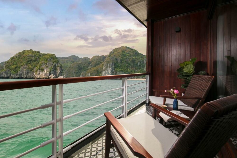 Heritage Cruise Halong Bay Rondreis Vietnam Vakantie Original Asia