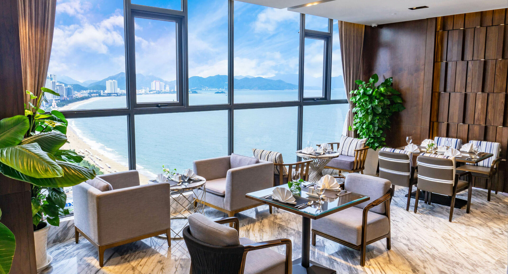 Queen Ann Nha Trang Rondreis Vietnam Vakantie Original Asia