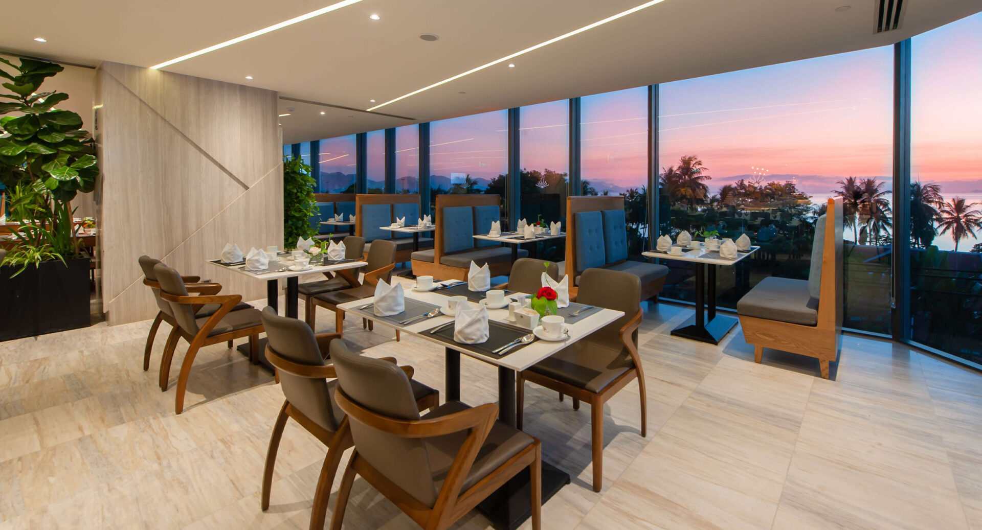 Queen Ann Nha Trang Rondreis Vietnam Vakantie Original Asia