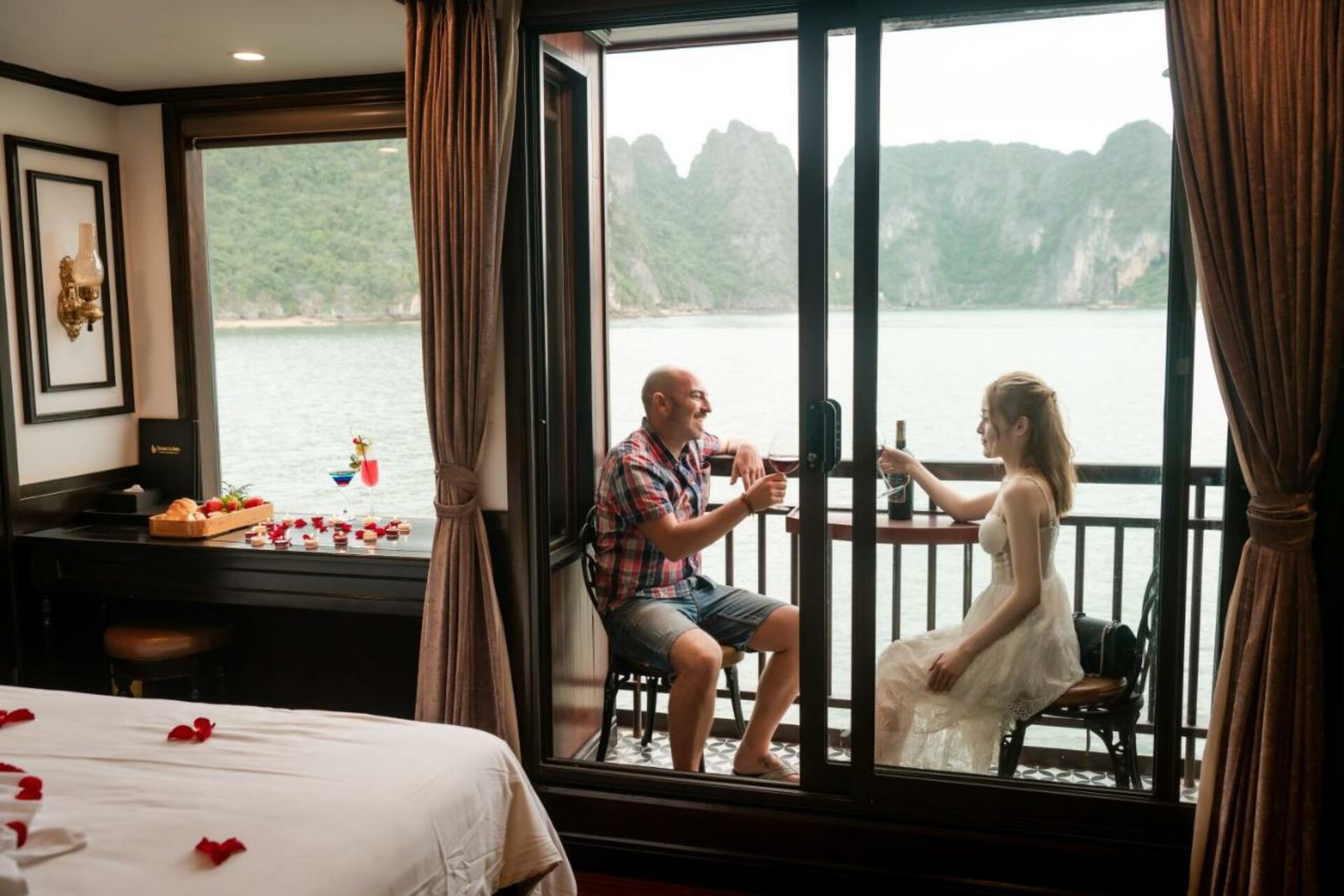 Sena Cruise Halong Bay Rondreis Vietnam Vakantie Original Asia