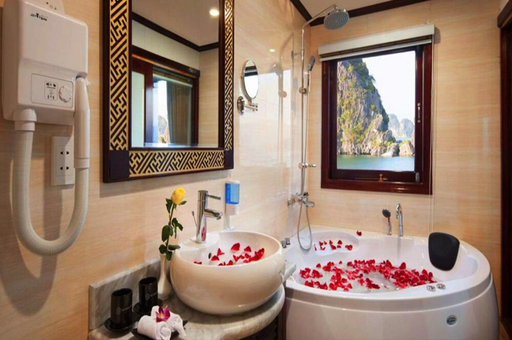 Swan Cruise Halong Bay Rondreis Vietnam Vakantie Original Asia