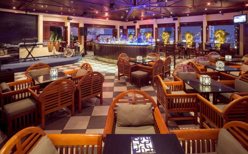 Caravelle Hotel Saigon Rondreis Vietnam Vakantie Original Asia