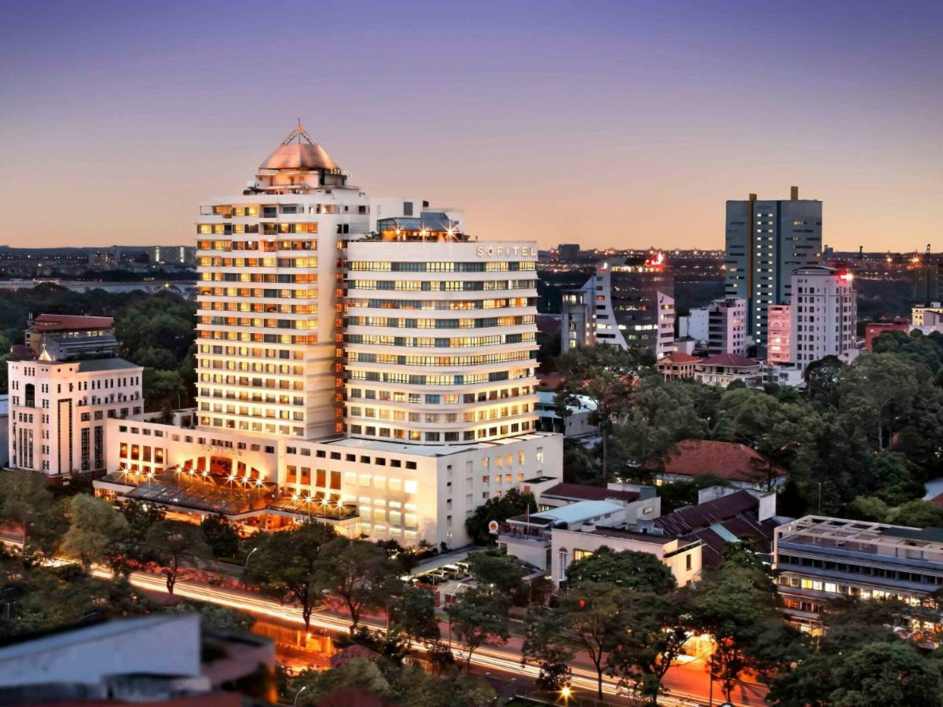 Sofitel Plaza Hotel Saigon Rondreis Vietnam Vakantie Original Asia