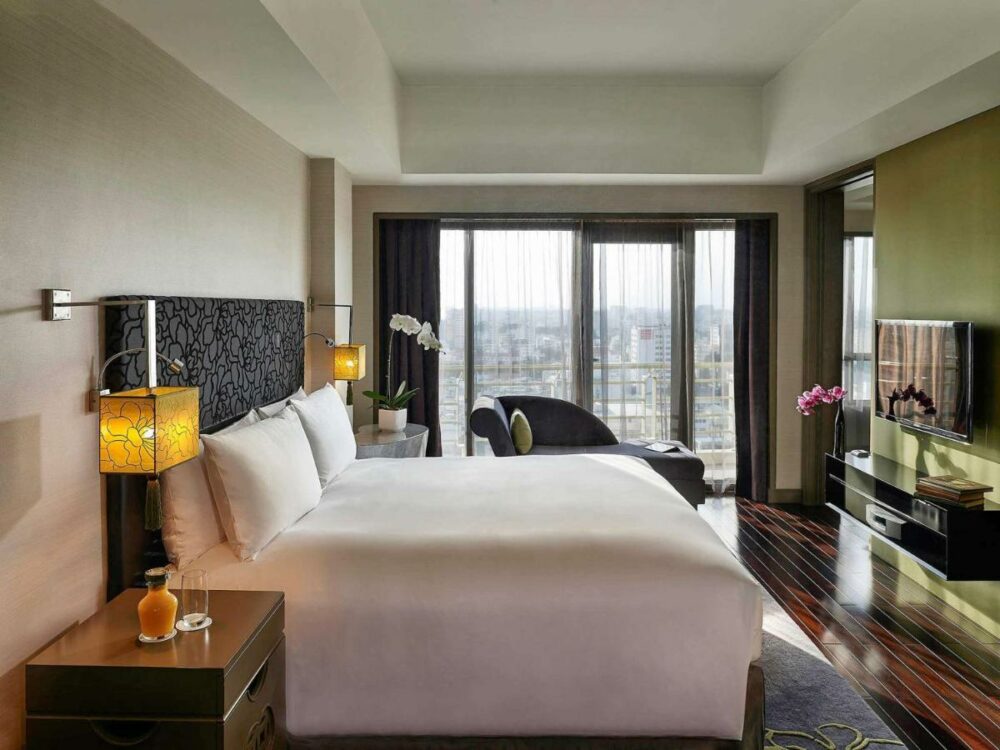 Sofitel Plaza Hotel Saigon Rondreis Vietnam Vakantie Original Asia