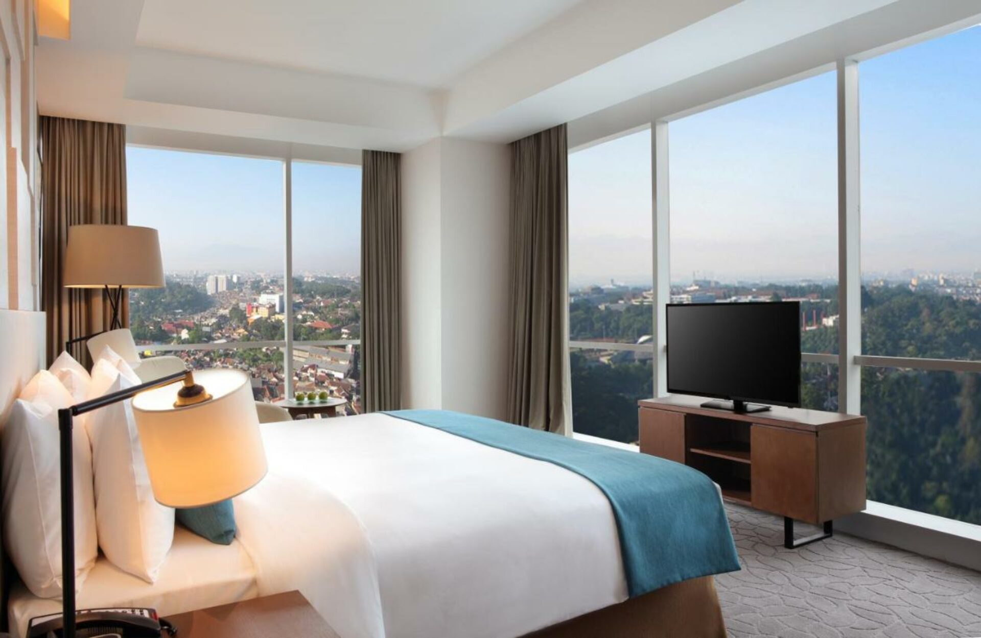 Crowne Plaza Bandung Rondreis Indonesia Vakantie Original Asia