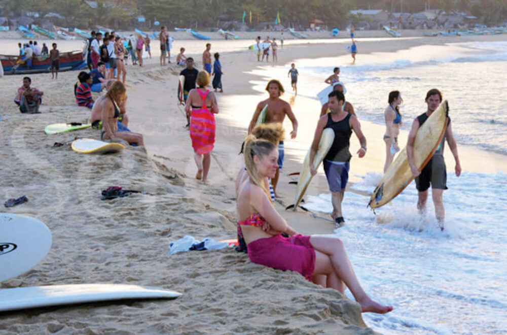 Surf Gangs Arugambay Resort Hotel Rondreis Sri Lanka Vakantie Original Asia