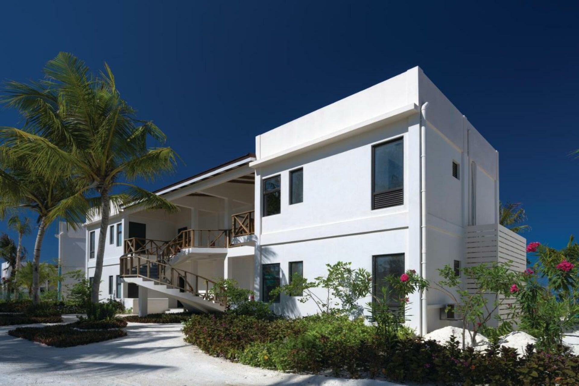 Oblu Xperience Ailafushi Rondreis Maldives Vakantie home Original Asia
