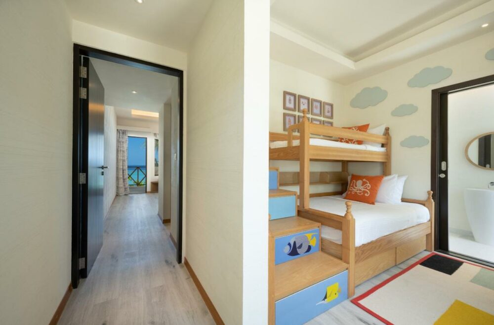 Oblu Xperience Ailafushi Rondreis Maldives Vakantie home Original Asia