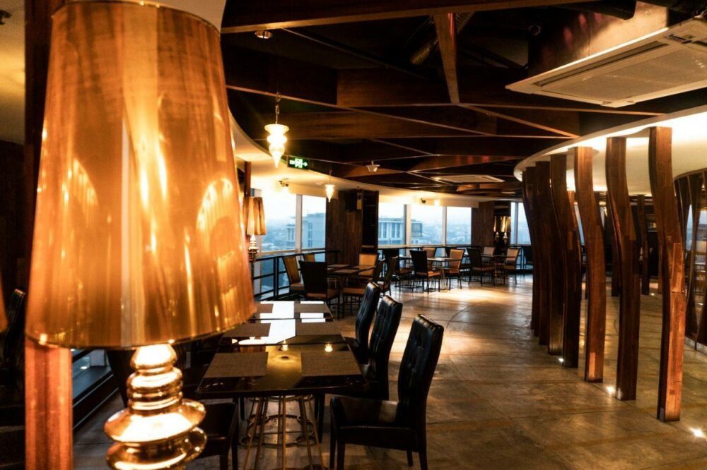 Crowne Plazal Bandung Rondreis Indonesia Vakantie Original Asia