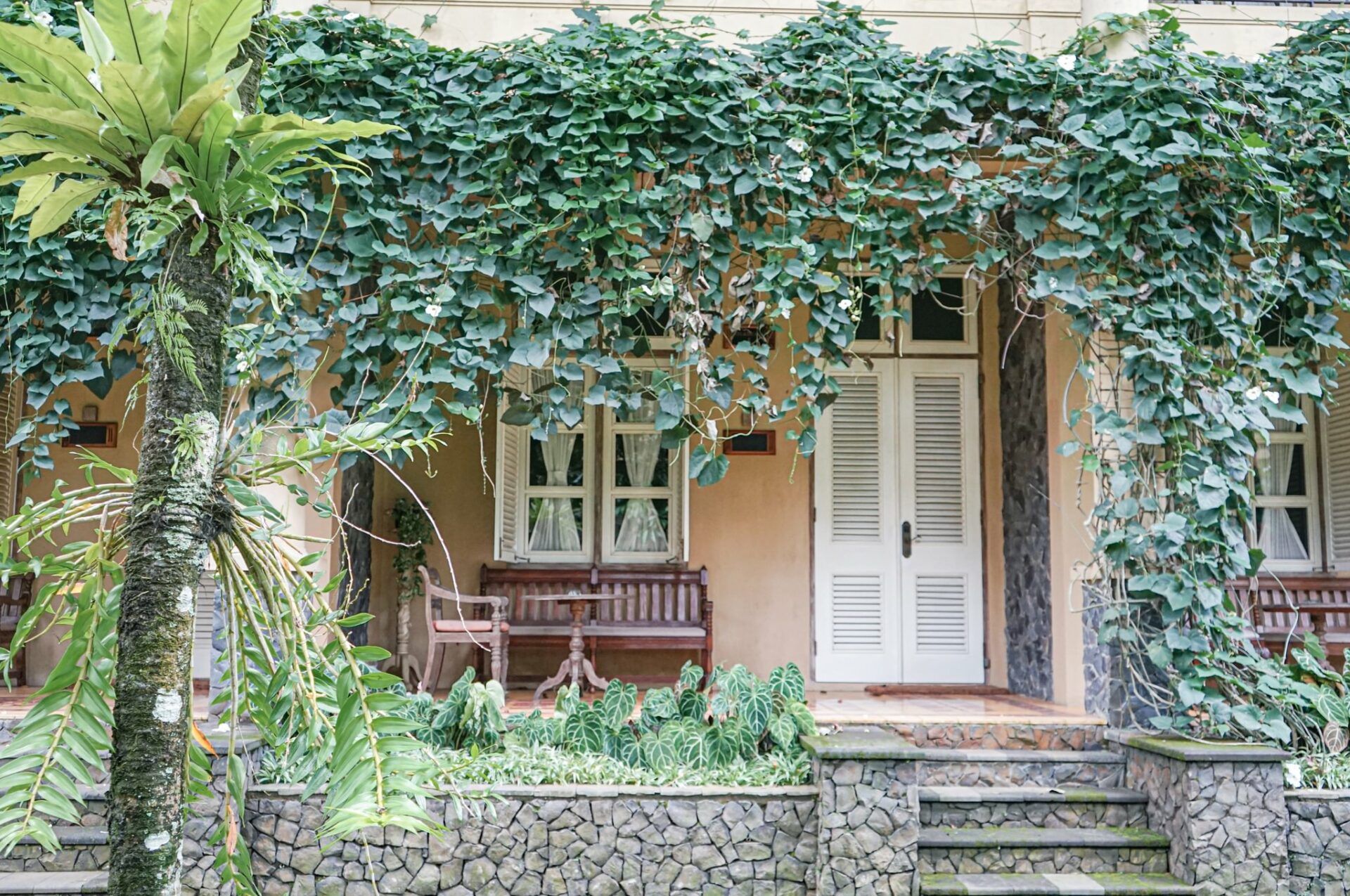 Kayu Arum Resort Salatiga Java Rondreis Indonesie Vakantie Original Asia